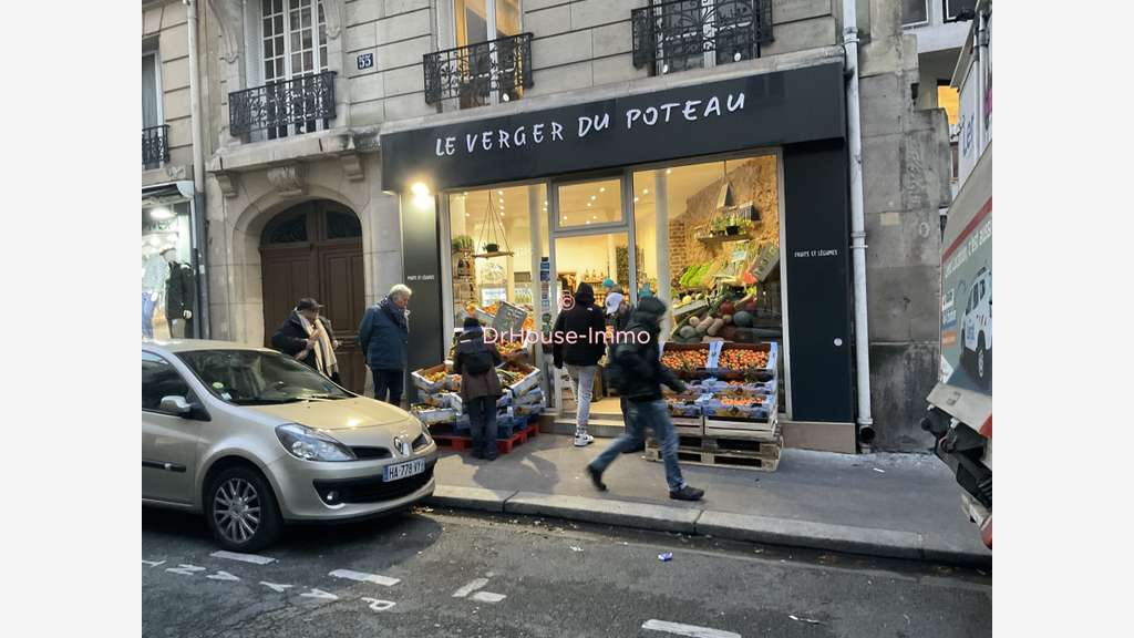 MURS COMMERCIAIUX