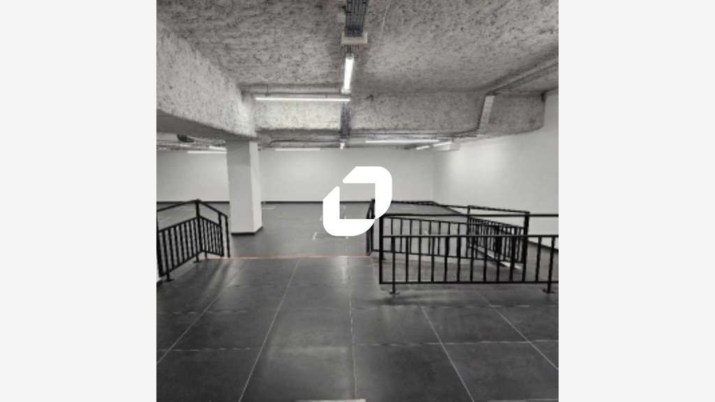 Vente Local commercial 377m² Paris