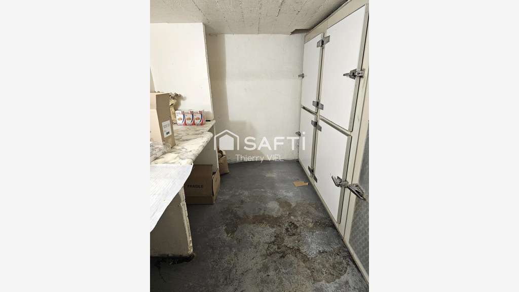 Vente local mixte 190m² à Paris Buttes Chaumont