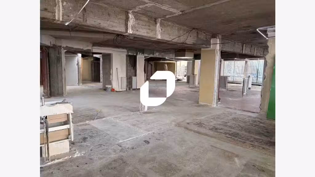 Vente Local commercial 544m² Paris