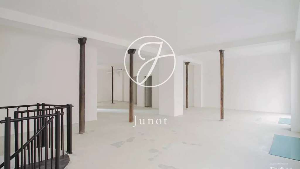Boutique à vendre 165m² à Paris 4e Beautreillis 