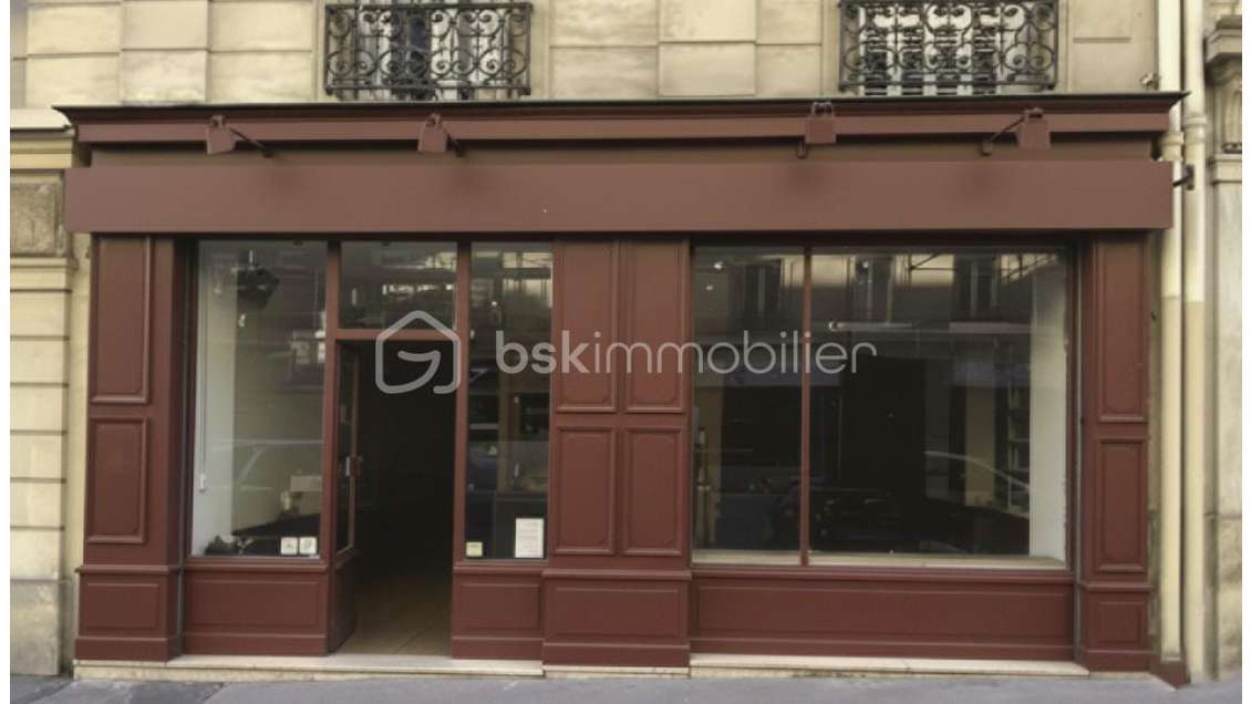 Vente mur de boutique 71m² à Paris 8ème Europe