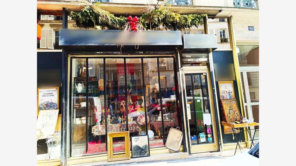 Bail commercial 25m² à céder à Paris 9e Martyrs 