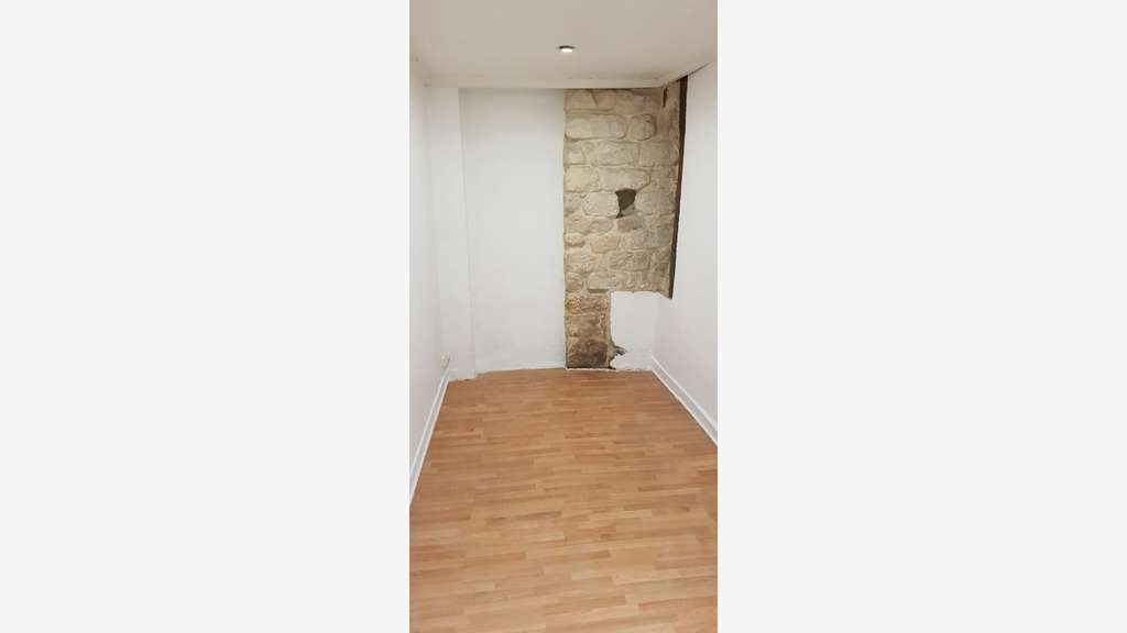 Vente local 56m² à Paris 9e Notre Dame de Lorette