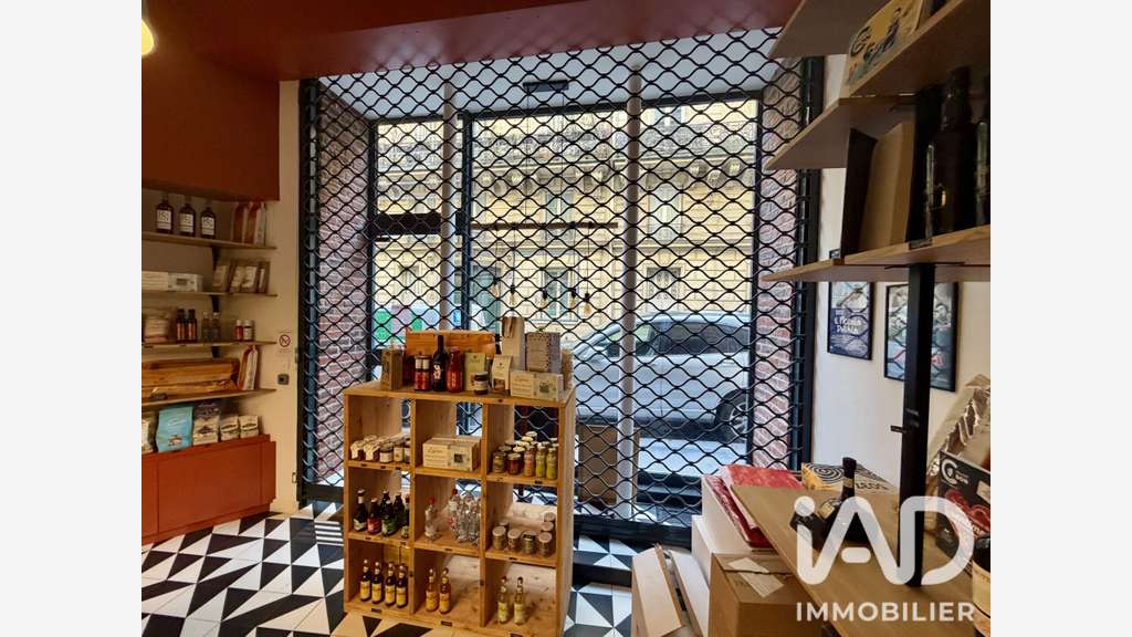 Local commercial à Paris