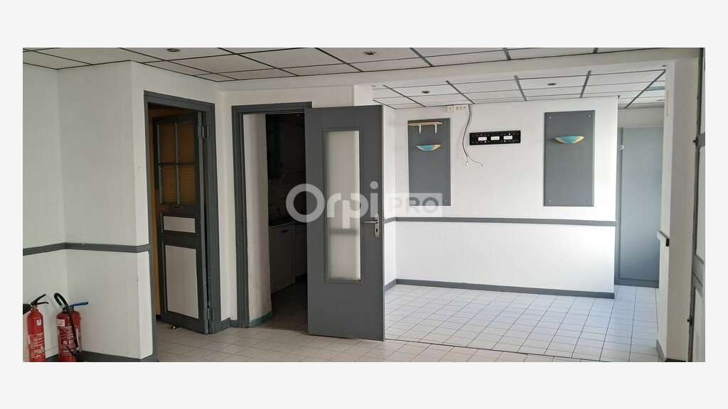 Local commercial 70m² entrée de centre ville à Pau
