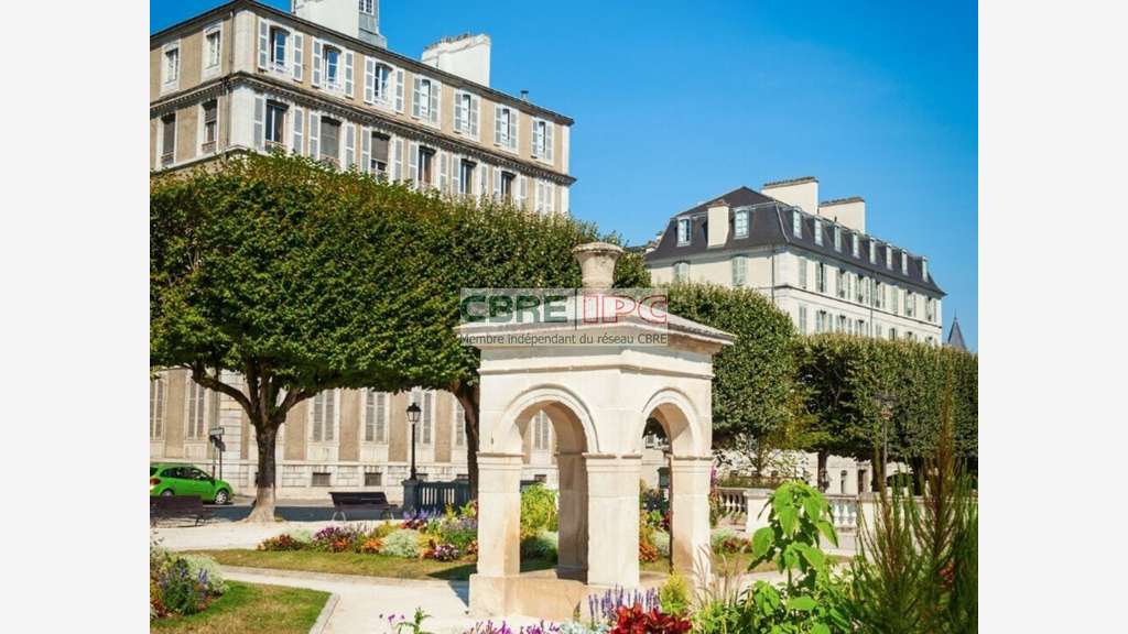 Vente local commercial 90m² centre-ville de Pau