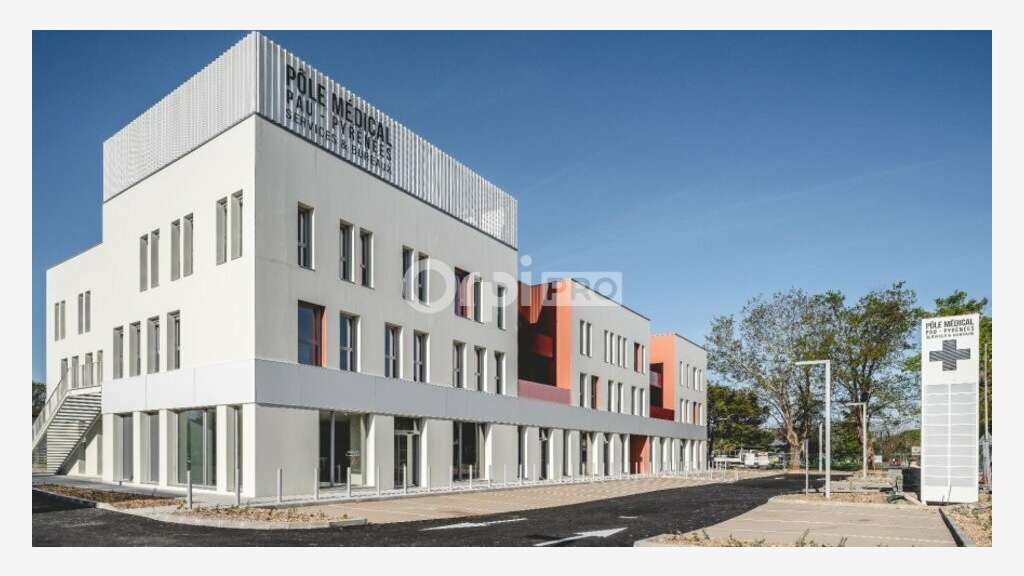 Local commercial de 169m² à vendre à Pau