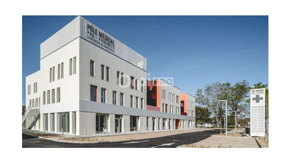 Local commercial de 169m² à vendre à Pau