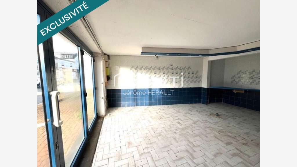 Local commercial 45m² centre village Pénestin