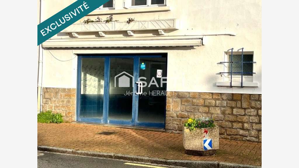 Local commercial 45m² centre village Pénestin