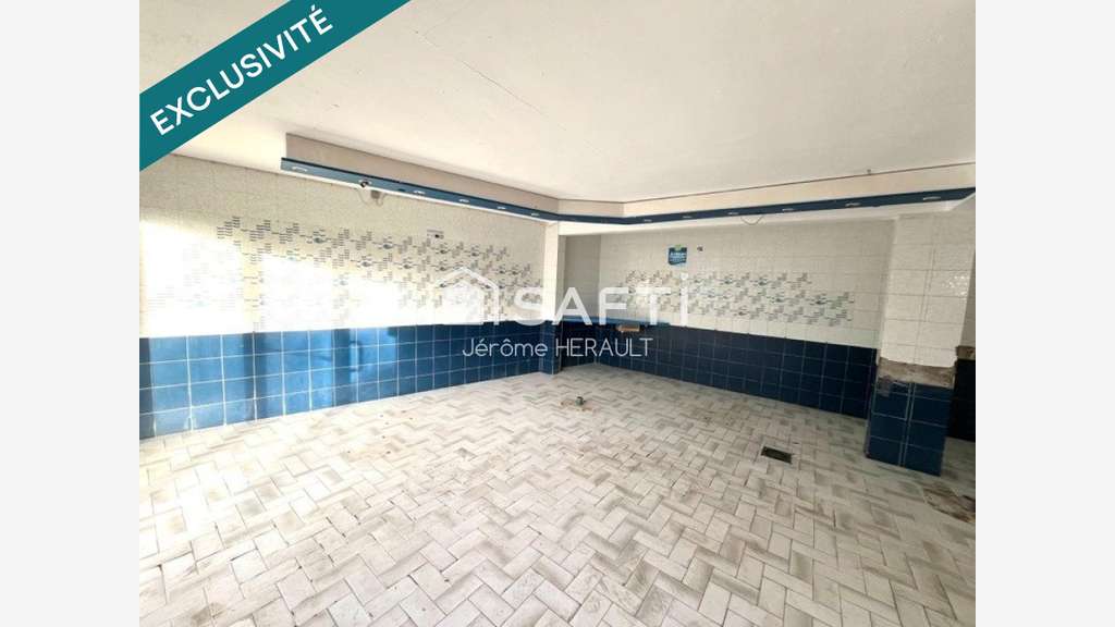 Local commercial 45m² centre village Pénestin