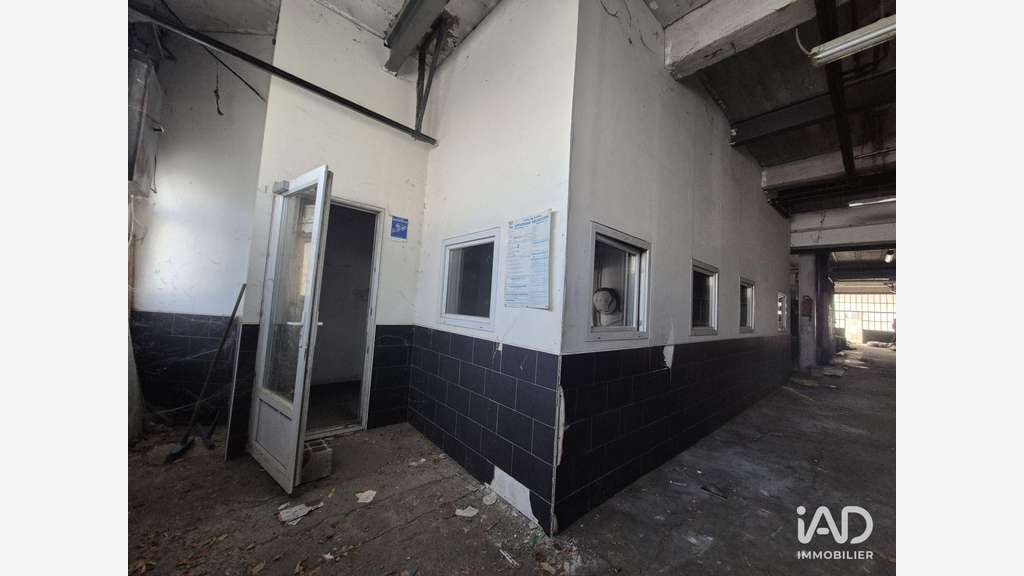 Vente locaux d'activités 465m² à Perpignan