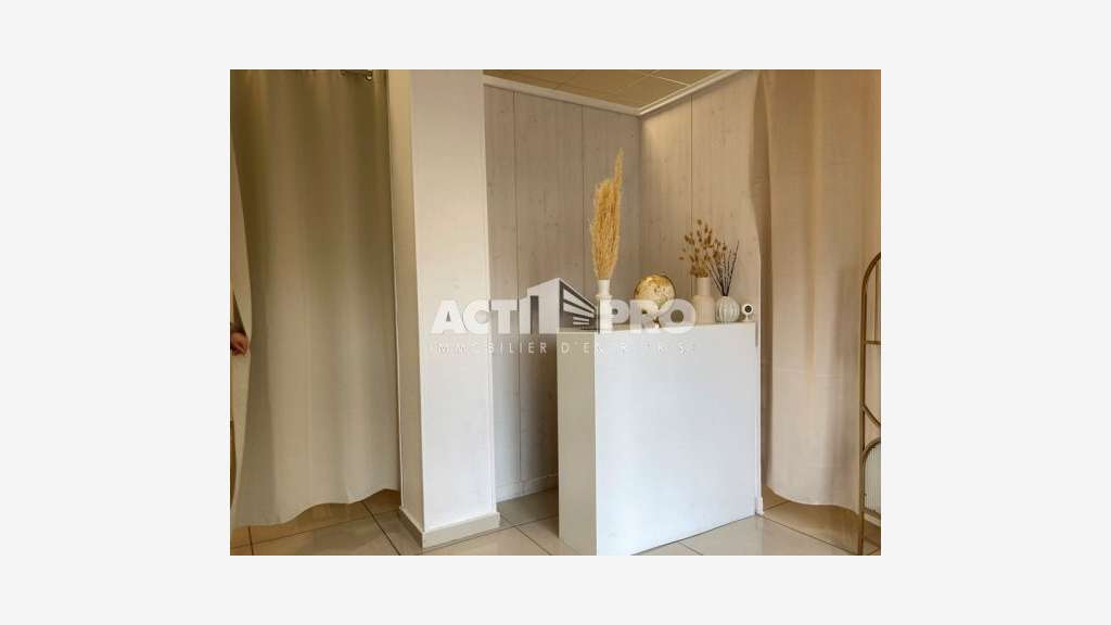 Vente local commercial 60 m² à Perpignan
