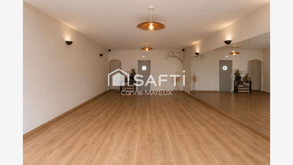 AV local commercial 83m² à Perpignan proche gare