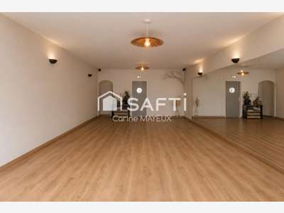 Local commercial 83 m² – Double accès