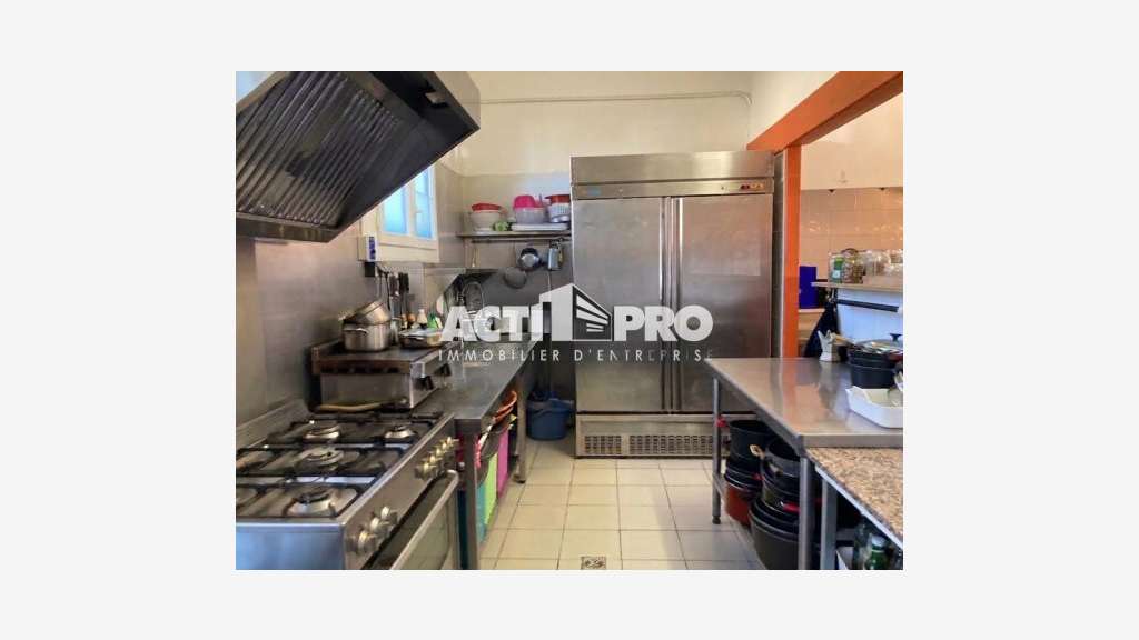 Vente murs commerciaux restaurant 56m² à Perpignan