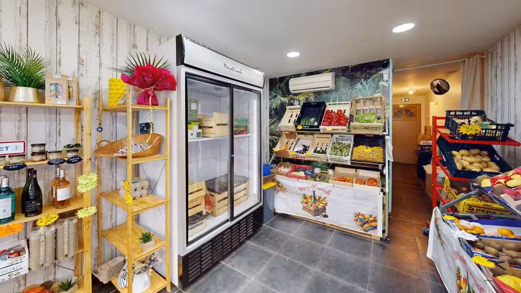 Vente local commercial alimentation 37m² à Pinet