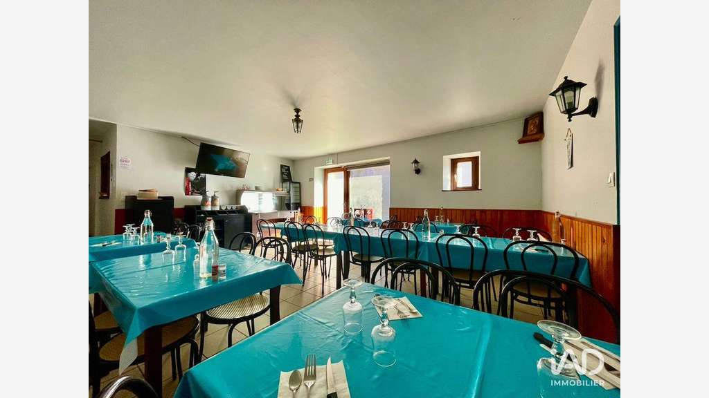 Vente murs commerciaux bar PMU à Plédéliac centre