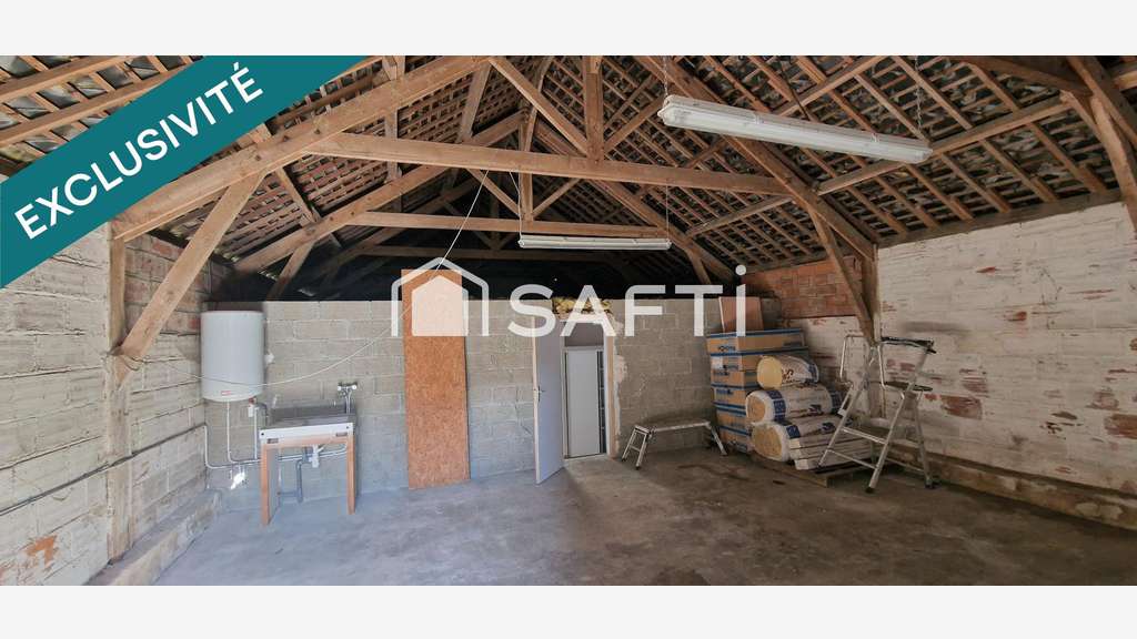 Vente local commercial 110m² au centre de Plessala