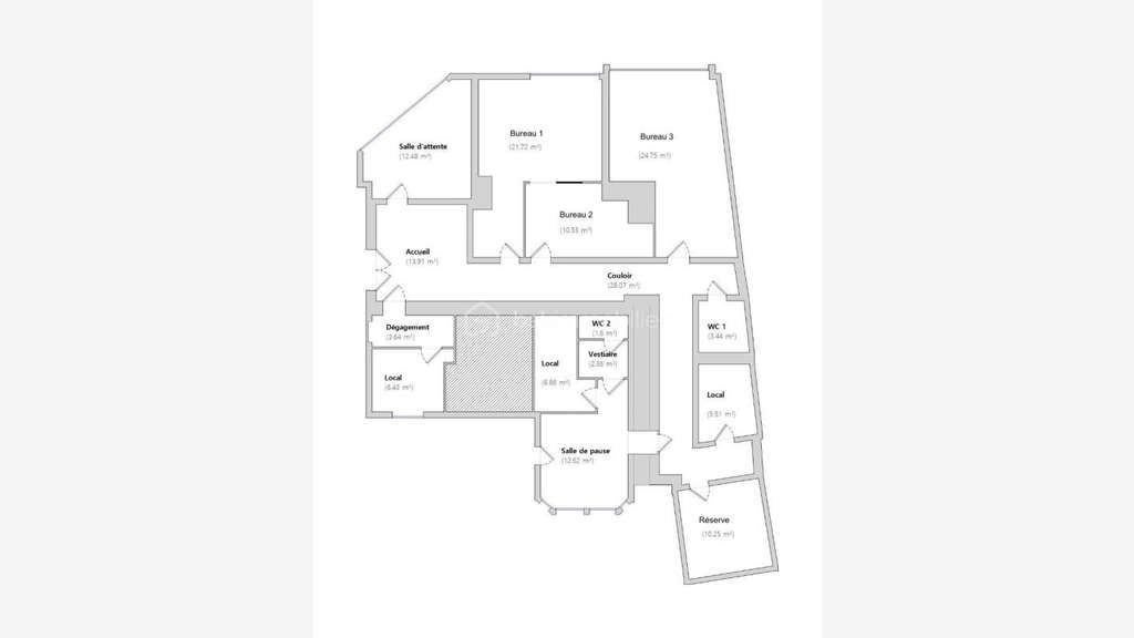 Vente local pro 171m² centre Ploudalmézeau