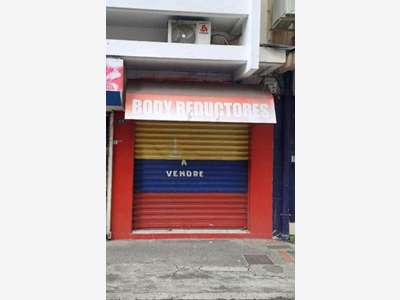 Mur / Local commercial 13m² - centre ville Pointe 