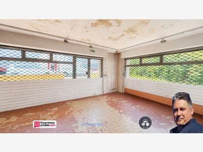 Murs commerciaux 282m² à vendre à Pont-d'Ain