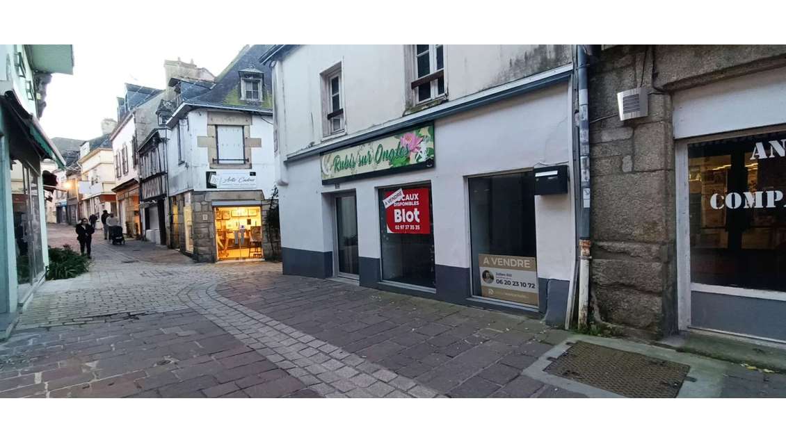 Vente local commercial 40m² Rue du Fil à Pontivy