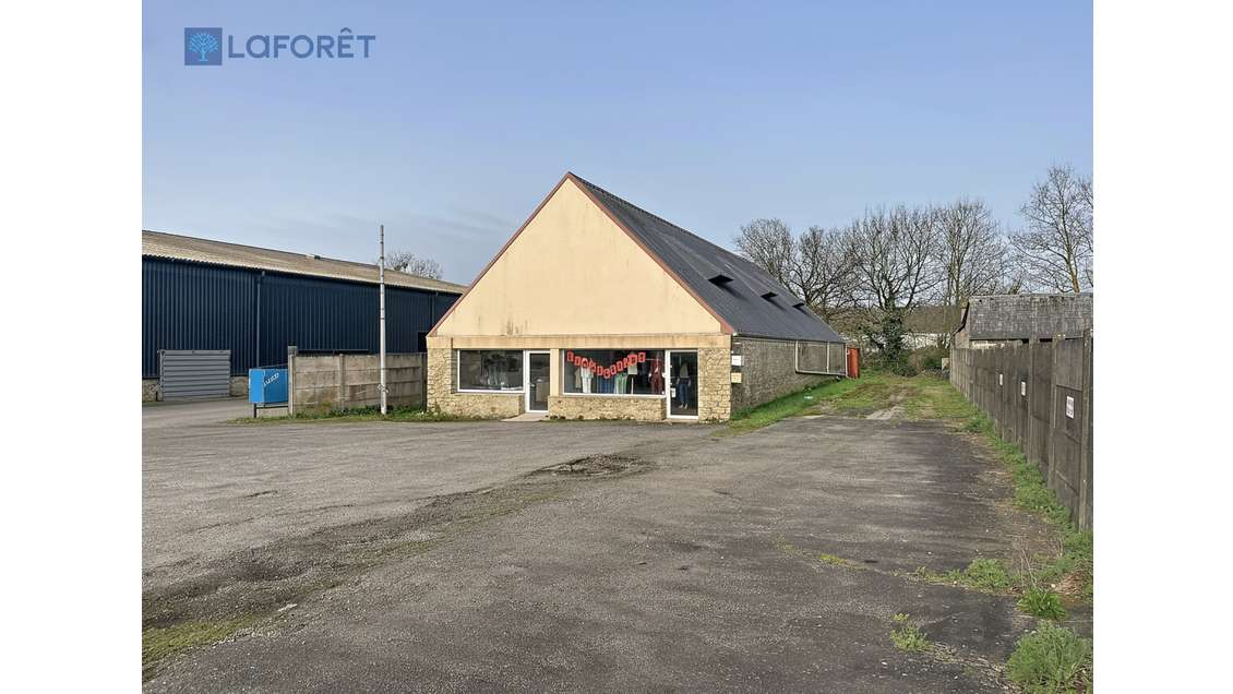 Vente local commercial 300m² très bel empl Pontivy