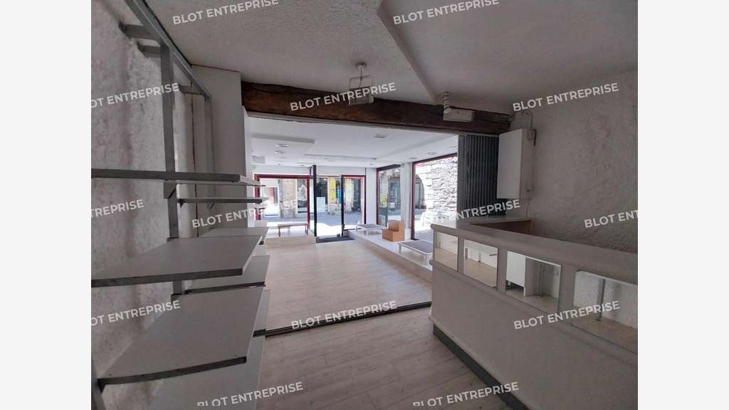 À VENDRE - IMMEUBLE COMMERCIAL 255 m² - PONTIVY