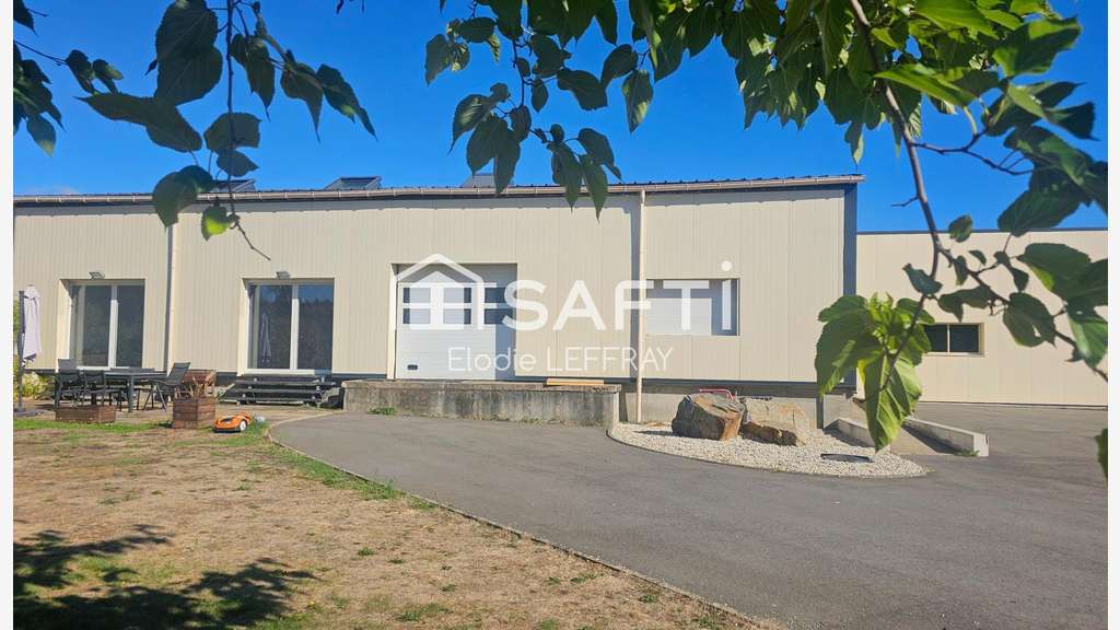 A vendre Bâtiment d'activité de 820m² mixte avec L