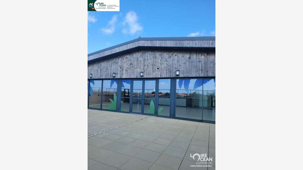 Local commercial de 219m² à vendre à Pornic