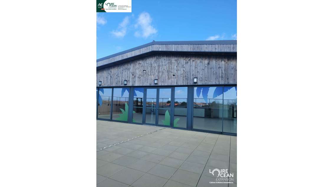 Local commercial de 219m² à vendre à Pornic