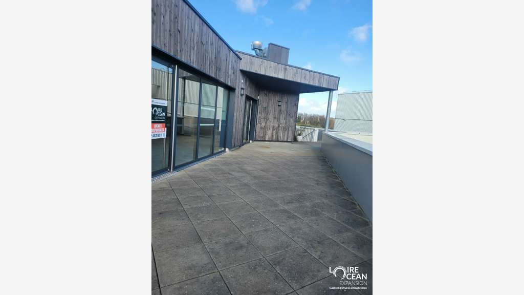 Local commercial de 219m² à vendre à Pornic