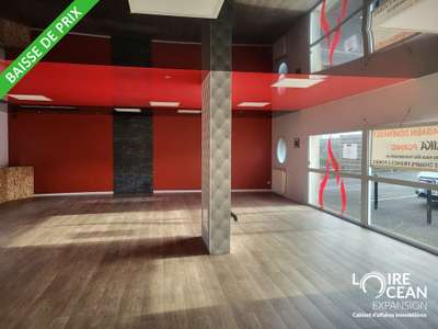 Local commercial et logement 350m² à vendre Pornic