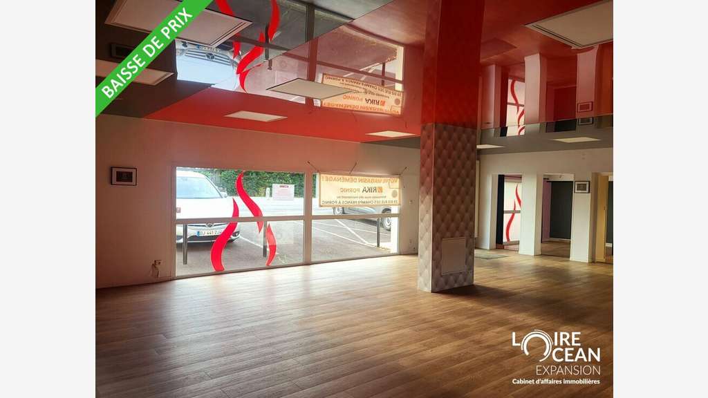 Local commercial et logement 350m² à vendre Pornic