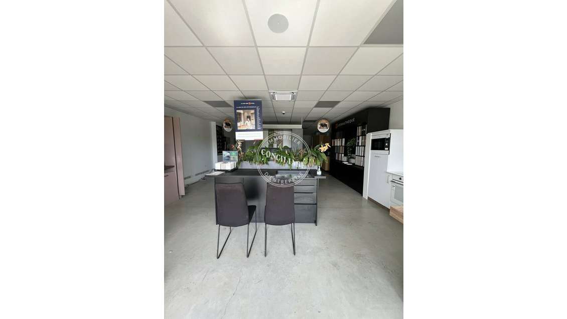 Vente local commercial 100m² à Portet sur Garonne