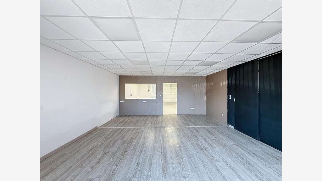 Vente local 91m² RDC à Puget-sur-Argens