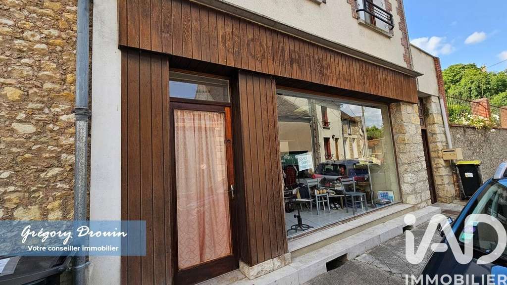 Vente local commercial 591m² à Puiseaux