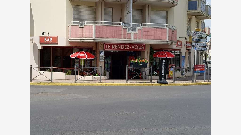 Murs bar-restaurant à vendre à Puy-Guillaume