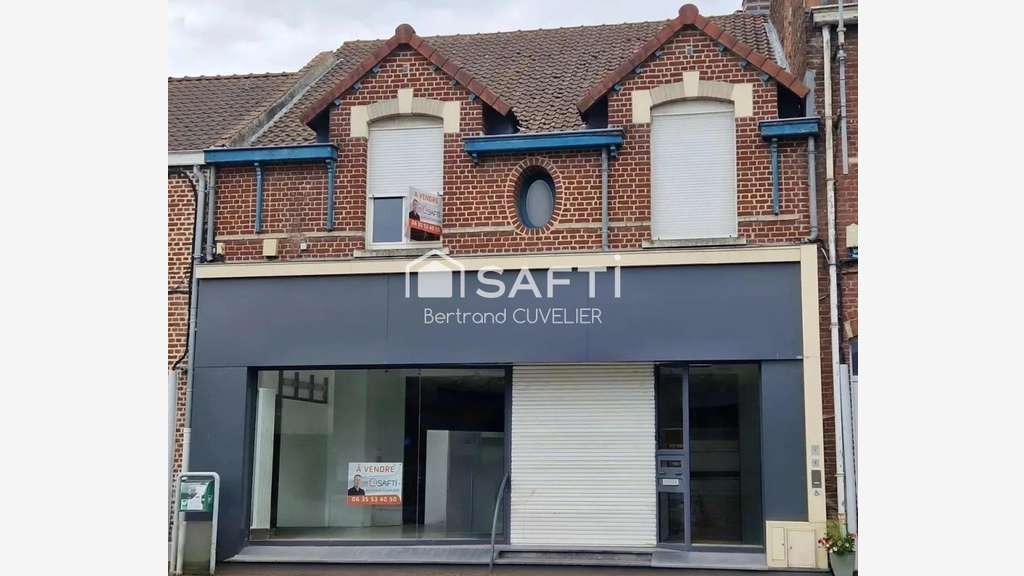 AV local commercial de 104m² avec jardin à Quesnoy