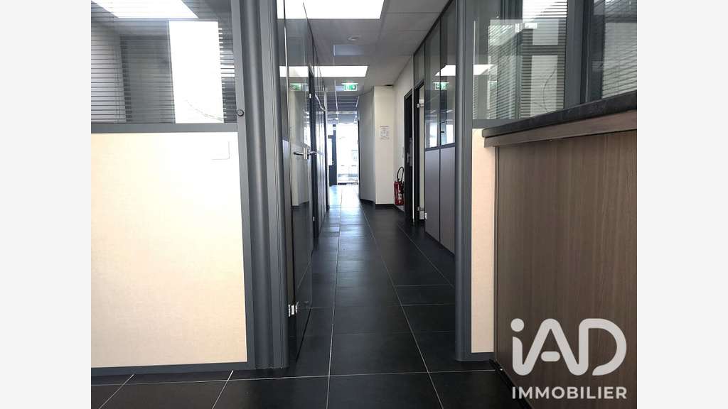 Vente local commercial de 98m² en RDC à Quimper