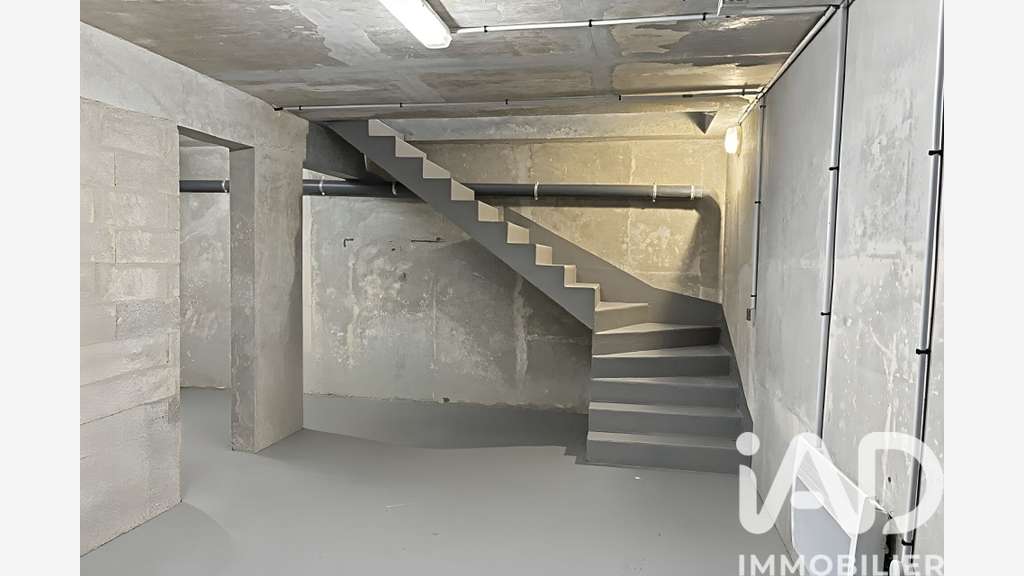 Vente local commercial de 75m² à Rambouillet