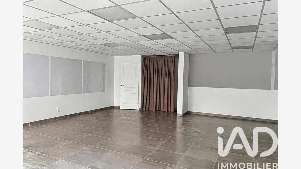 Vente local commercial de 75m² à Rambouillet
