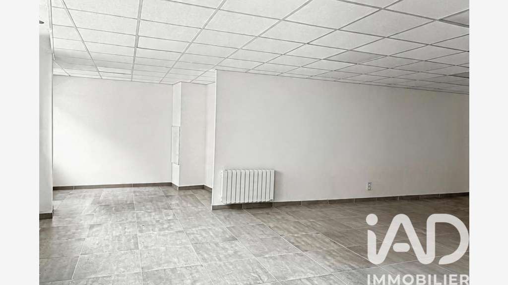 Vente local commercial de 75m² à Rambouillet