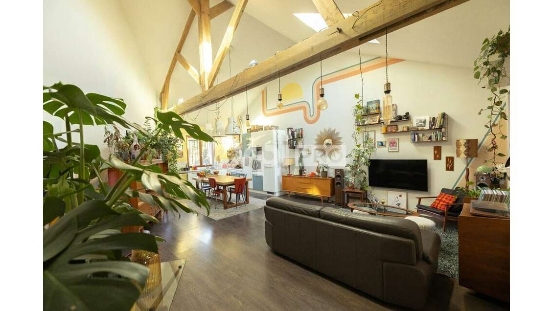 Local commercial 220m² à vendre à Reims