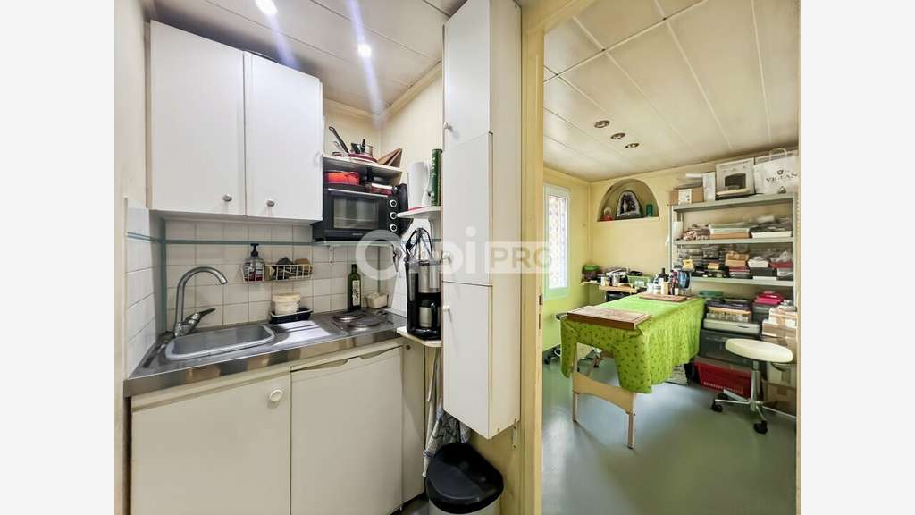 REIMS - LOCAL COMMERCIAL à vendre