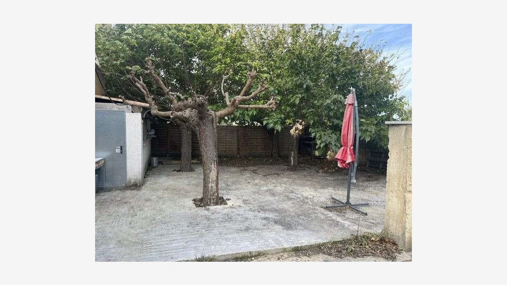 Murs commerciaux avec logement de fonction