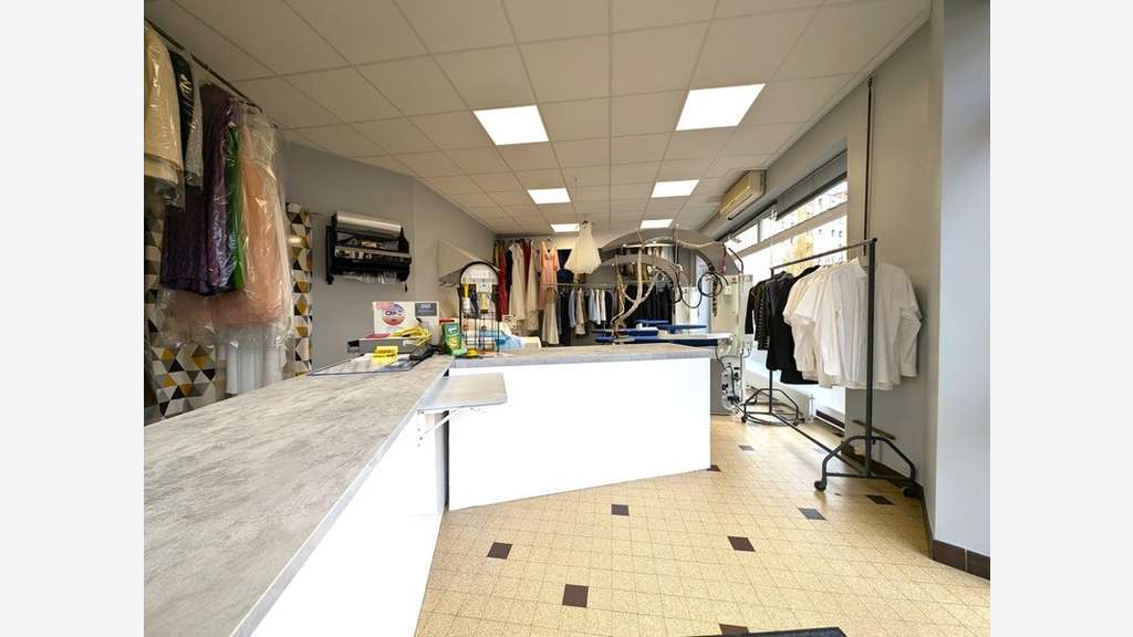 Vente local commercial loué à Roanne