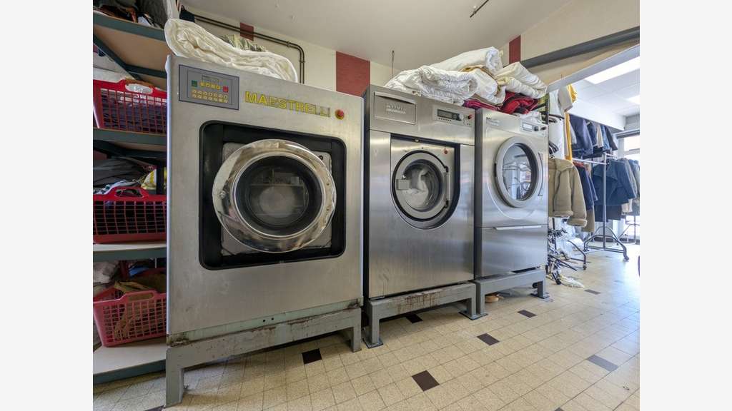 Vente local commercial loué à Roanne